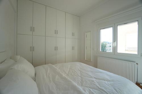 Apartment For 4 Ppl In N. Smirni