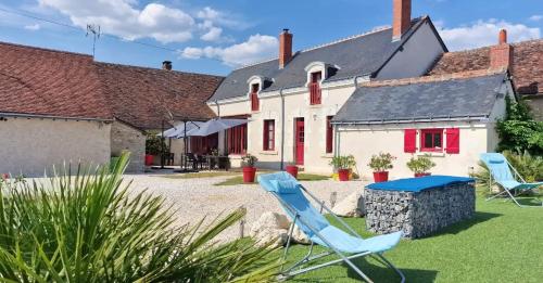 Maison de 3 chambres avec piscine privee spa et jardin clos a Mosnes