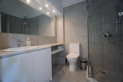 Apartment For 4 Ppl In N. Smirni