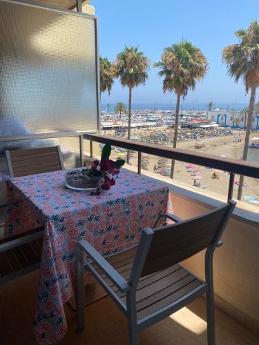 Homely Home Paseo Maritimo Edificio Eden Roc photo 5