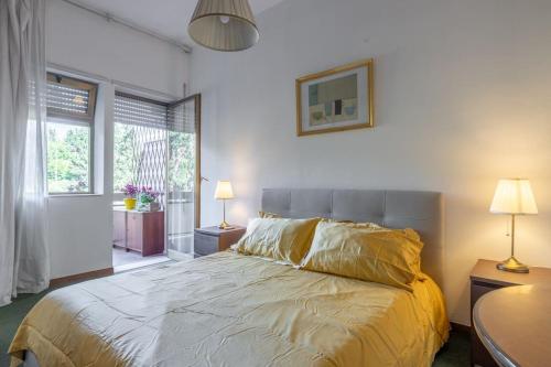 Plaza Cheery Suite