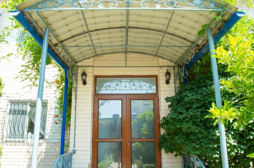 Gallery image of Apple guesthouse in Bishkek