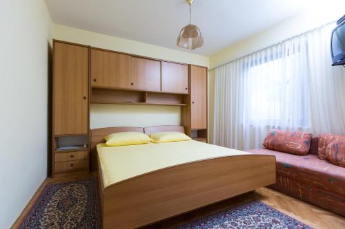 Apartments Bridic