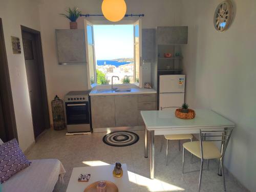 Caesar Premium Apartment in Ermoupoli