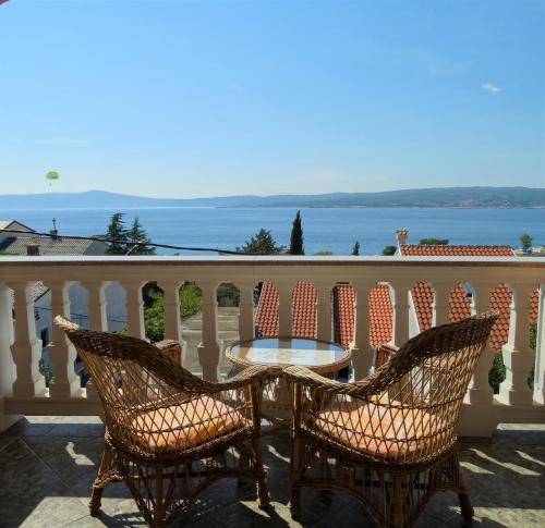 Apartmani Crikvenica 31062 - Vitomir