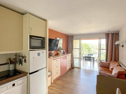 Duplex avec terrasse et solarium, accès piscine et parking compris