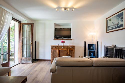 Gallery image of Sailor House Near Lake in Pianello Del Lario