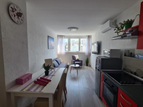 Miro Apartment