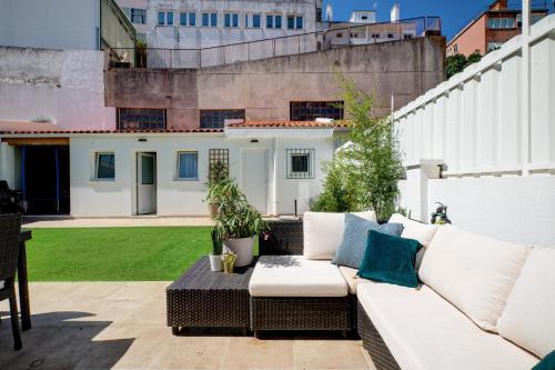 Comfortable Town House in Quiet Area by LovelyStay