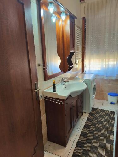 Ένα μπάνιο στο Casa Elce