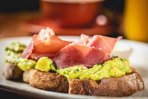 Đồ ăn tại/gần khách sạn