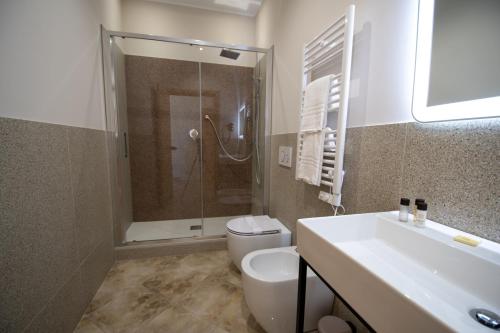 Un baño de Lifestyle and Suites