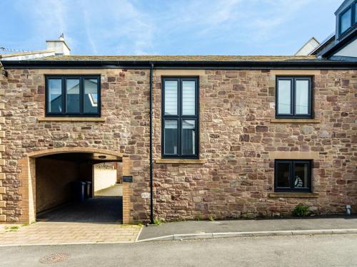 Harbour Lights House – Photos 2