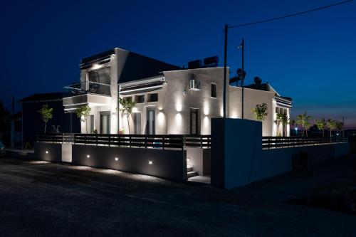 Gallery image of Karras' Residence in Paralia Dionysiou