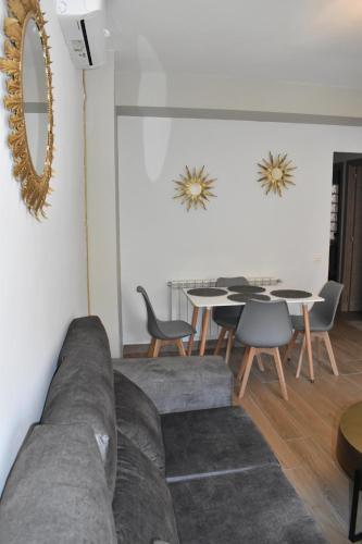 Χώρος καθιστικού στο Rua 82 Apartamentos