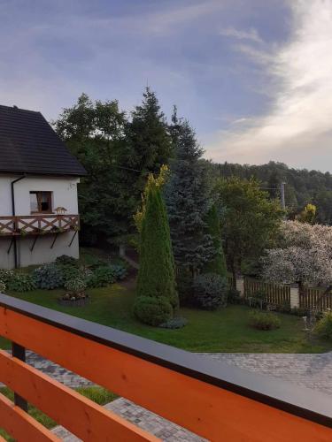 Taman di luar Agroturystyka Jagodowa Róża - Maria Farganus