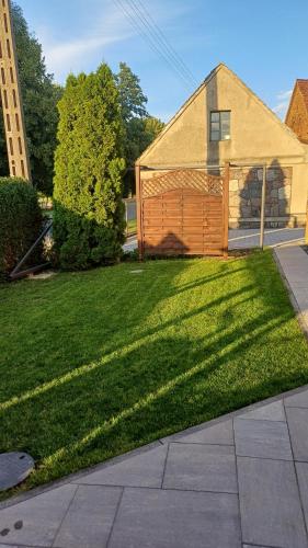 Zahrada ubytování NAD JEZIOREM - Apartamenty