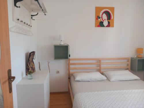 Postel nebo postele na pokoji v ubytování Apartment Red wine
