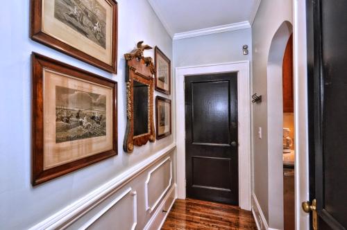 Φωτογραφία από το άλμπουμ του The Home Collection CLT: 500 Queens στη Σάρλοτ