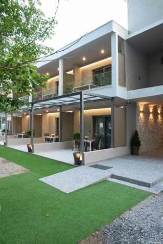 Φωτογραφία από το άλμπουμ του Olympus Suites στην Παραλία Παντελεήμονος