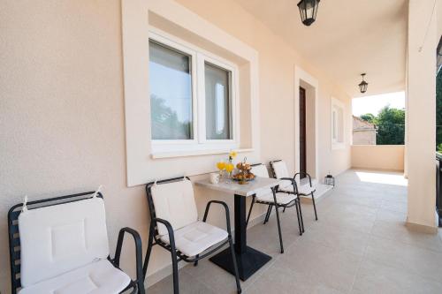 House Bany – Photos 3