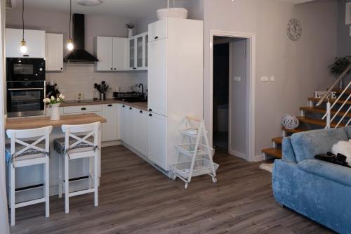Dapur atau dapur kecil di Tündér-Lak Apartman