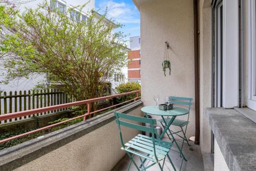Gallery image of Close to Lake & Balcony 1 BDR Wollishofen Self Check In in Zürich