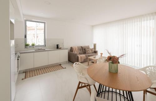 Η κουζίνα ή μικρή κουζίνα στο Sun House - Alojamento Local - Ponte de Lima
