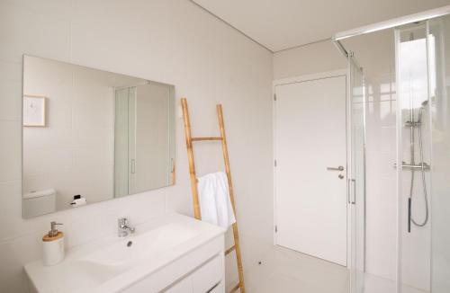 Ένα μπάνιο στο Sun House - Alojamento Local - Ponte de Lima
