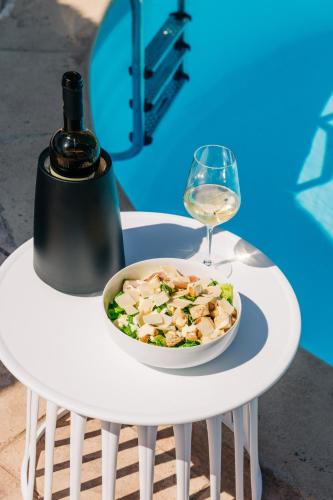Ποτά στο Cape Blue Suites