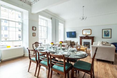 a dining room with a table and chairs at The Heart of Newington in Edinburgh