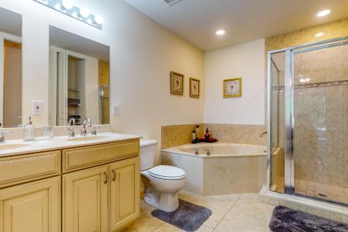 Koupelna v ubytování Sunseekers 4400 Unit C-103 B