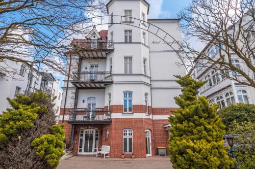 Hotel Imperial Rügen photo 32