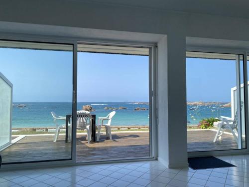 Appartement avec terrasse, accès direct plage, parking privé - FR-1-368-396