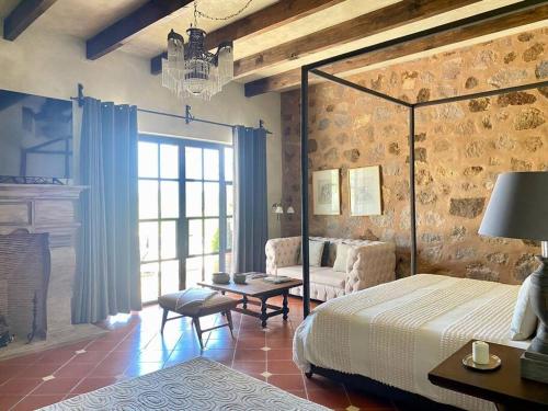 Кровать или кровати в номере Luxury House San Miguel De Allende