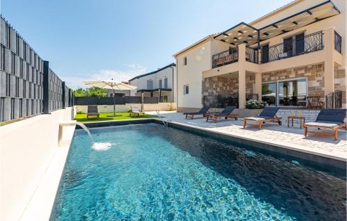 Gorgeous Home In Vrsi