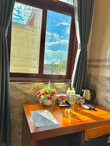 Makanan di atau berdekatan hotel