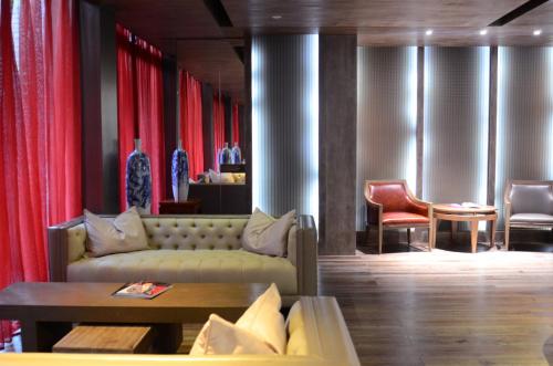 Posezení v ubytování Guanyin Yiyuntai Hotel Chengdu
