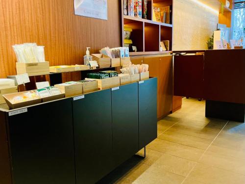 Kuchyň nebo kuchyňský kout v ubytování ALPHABED INN Fukuoka Ohori Park