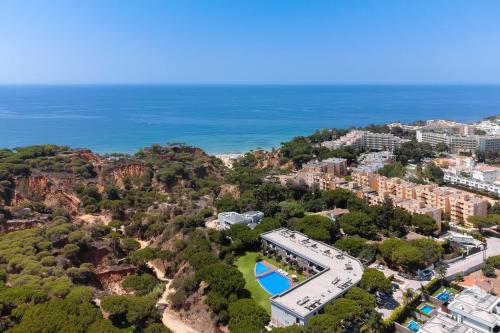 an aerial view of a city and the ocean at Apartament Belharucas, 400 meters from beach in Albufeira