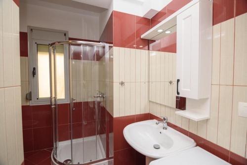 Indrit’s apt - Image 5