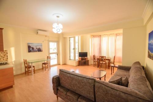 Indrit’s apt - Image 6