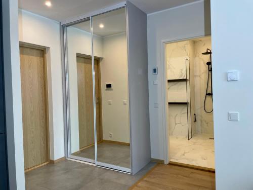 Koupelna v ubytování Lehe Premium Apartment
