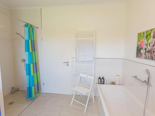 Ванная комната в Ferienhaus Barbara, FeWo Vermittlung Nordsee