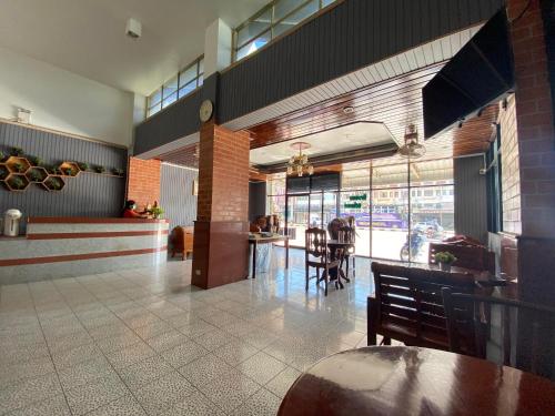 Restaurace v ubytování Citi Place Hotel ซิตี้ เพลส