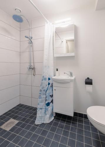 Ein Badezimmer in der Unterkunft Posti Guesthouse