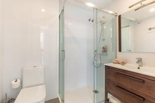 Larycorte, Beautiful 3bdr beachfront apartment