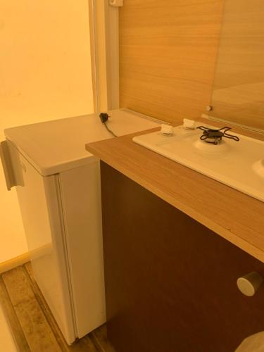 Φωτογραφία από το άλμπουμ του Camping l'Olivier Junas σε Junas