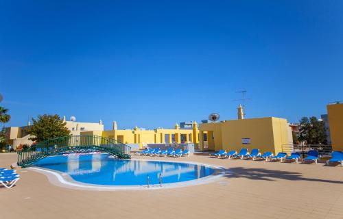B11 - Beach Way Apartment