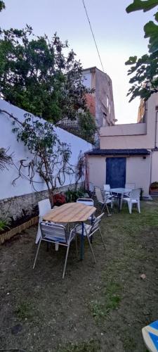 Κήπος έξω από το HOSTEL NAMOR